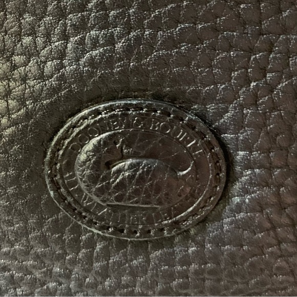 Vintage Dooney and Bourke, Dark Navy Leather, Crossbody Bag, Little Lock Purse - Picture 4 of 7